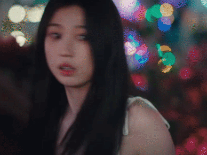 上一秒一脚踹，下一秒萌出血双轨