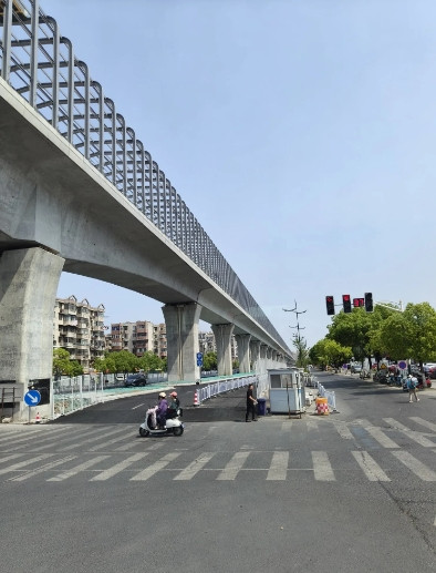 宁马城际贯穿整个马鞍山，和宁滁、宁扬比覆盖面更广马鞍山市南北长条形的城市，位