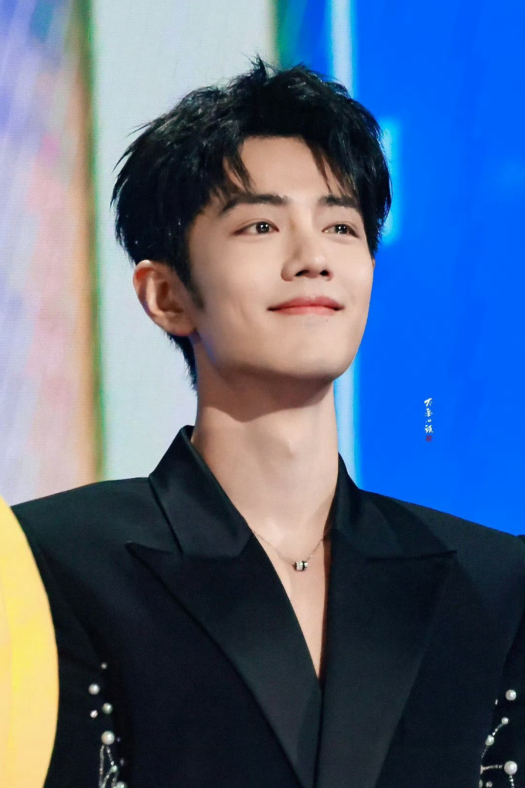 肖战或将参加网络视听盛典网传都能激起这么大的讨论度，顶流就是顶流，关注度太高了，