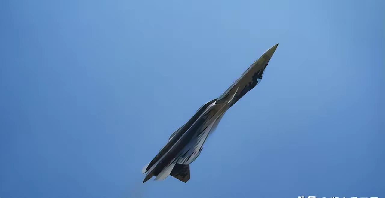 3. 俄苏-57飞行员评价歼-35A：俄飞机更好一些：苏-57试飞员博格丹（有丰