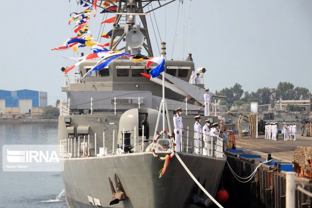 五角大楼证实了，伊朗护卫舰（本国称“驱逐舰”）“德纳”号（舷号75），在斯里兰卡