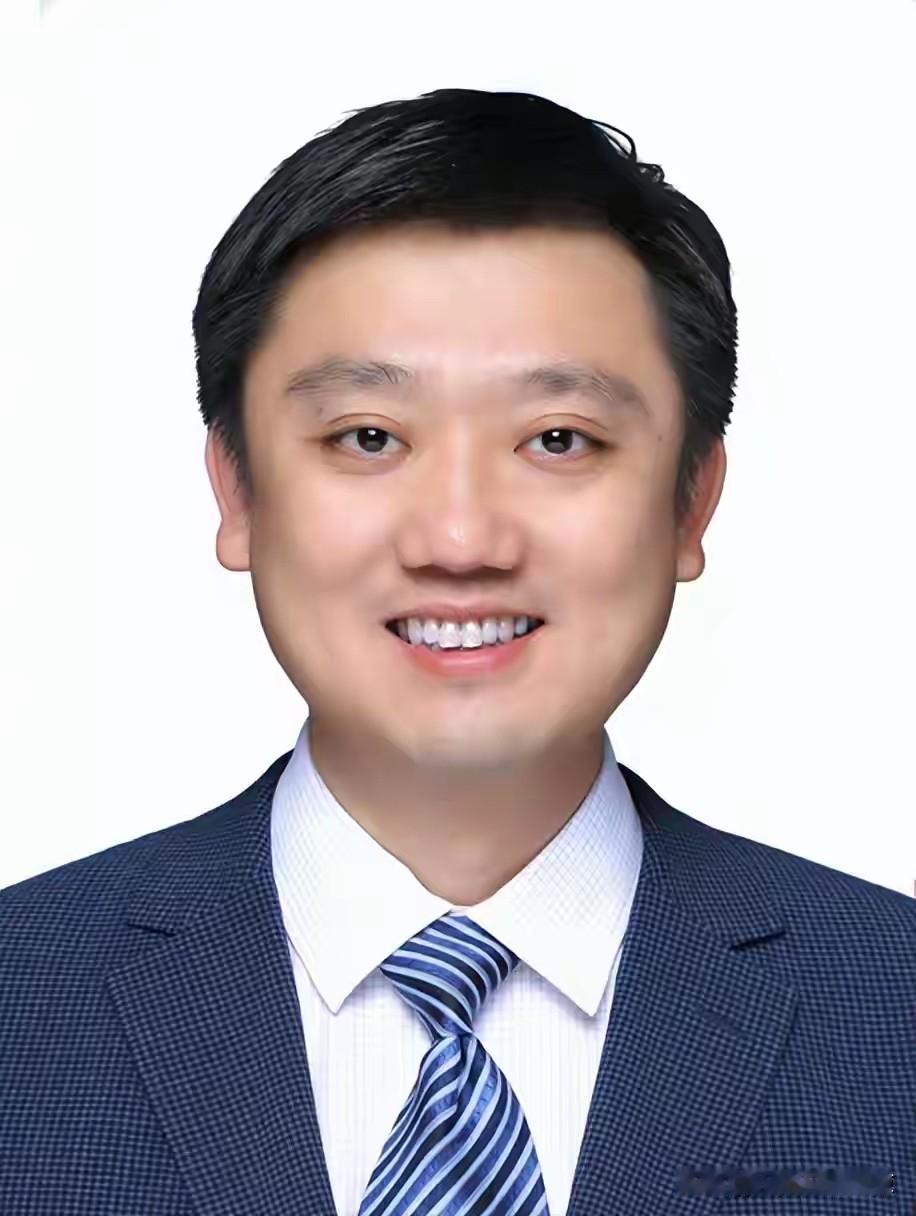 肖渊任北京协和医学院副院校长肖渊已任中国医学科学院北京协和医学院副院校长。肖