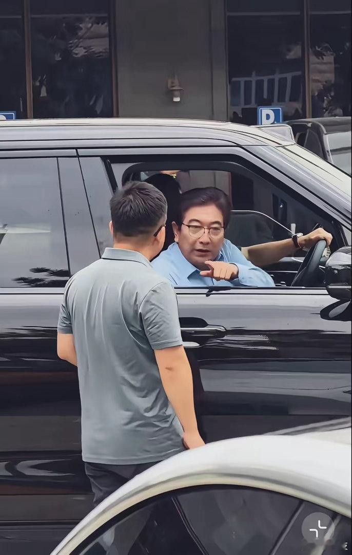 9分钟快充确实香，而且水均益这低调劲儿真圈粉，好感度拉满。