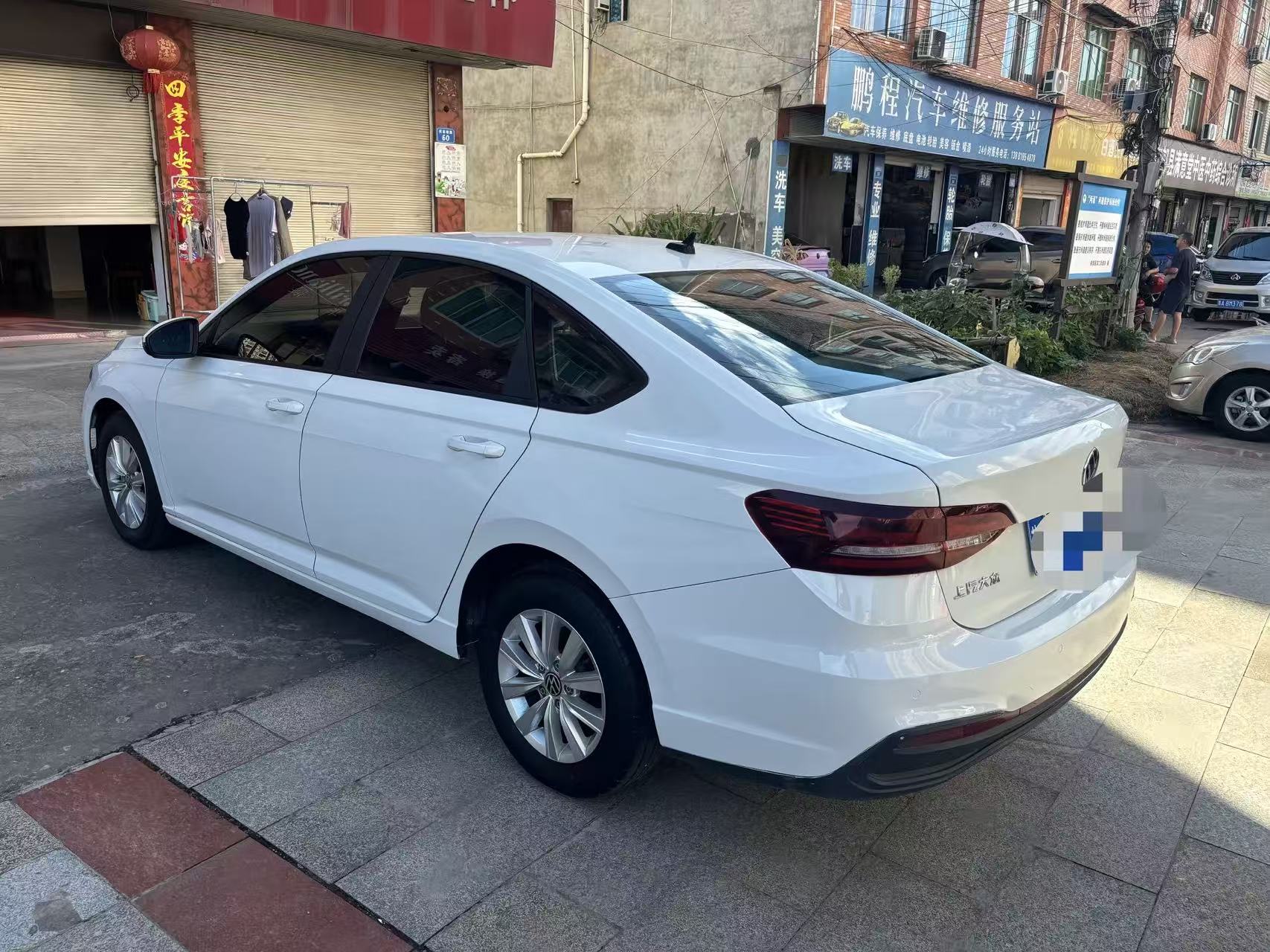 预算5万，打算淘一台二手家用代步轿车，很多人会在朗逸、轩逸、卡罗拉三台车型之间反复纠结。三台都是二手