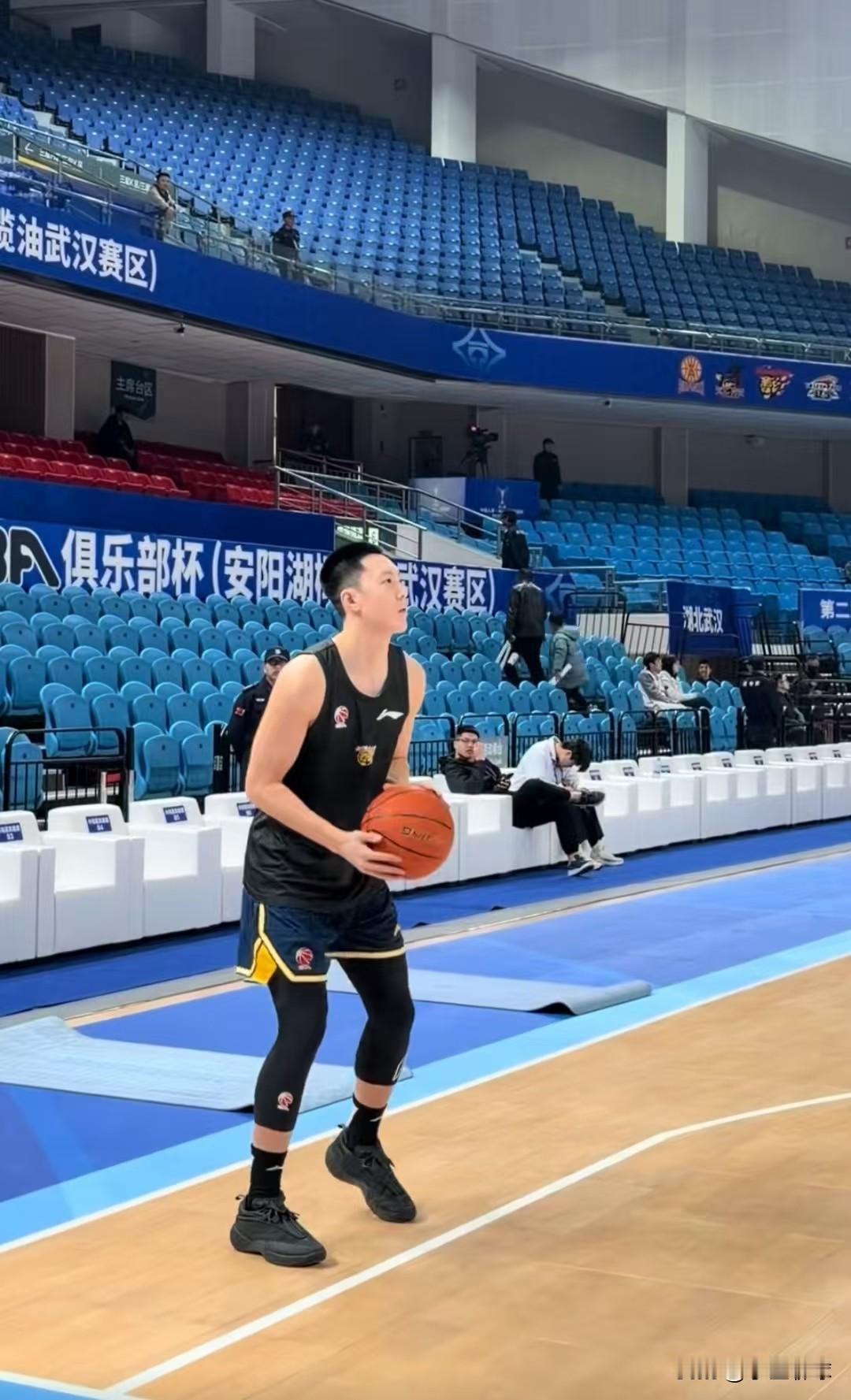 广东宏远新赛季的潜力赛参赛球员名单可能是王洪泽、杨溢、陈家政、焦泊乔、杜润旺、张