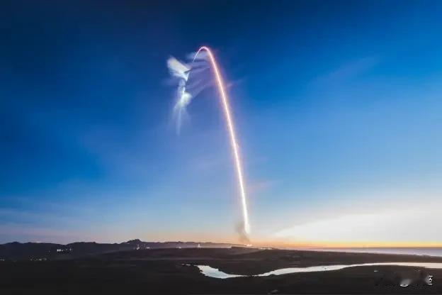 1年161次发射、9176颗卫星在轨！星链的疯狂：不是航天突破，是工业化胜利