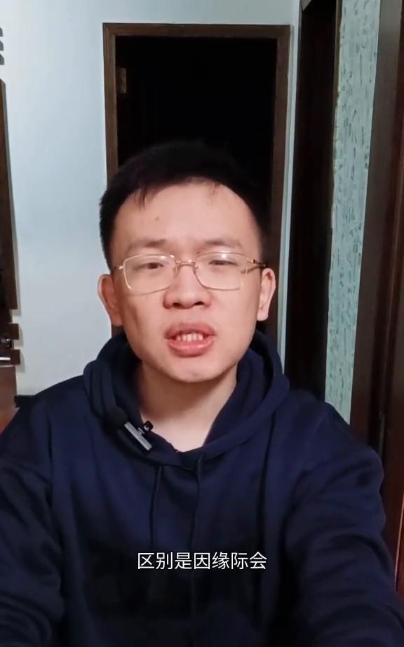 电影解说：《长安的荔枝》。电影《长安的荔枝》一看就知道是大鹏的电影。这两年大鹏