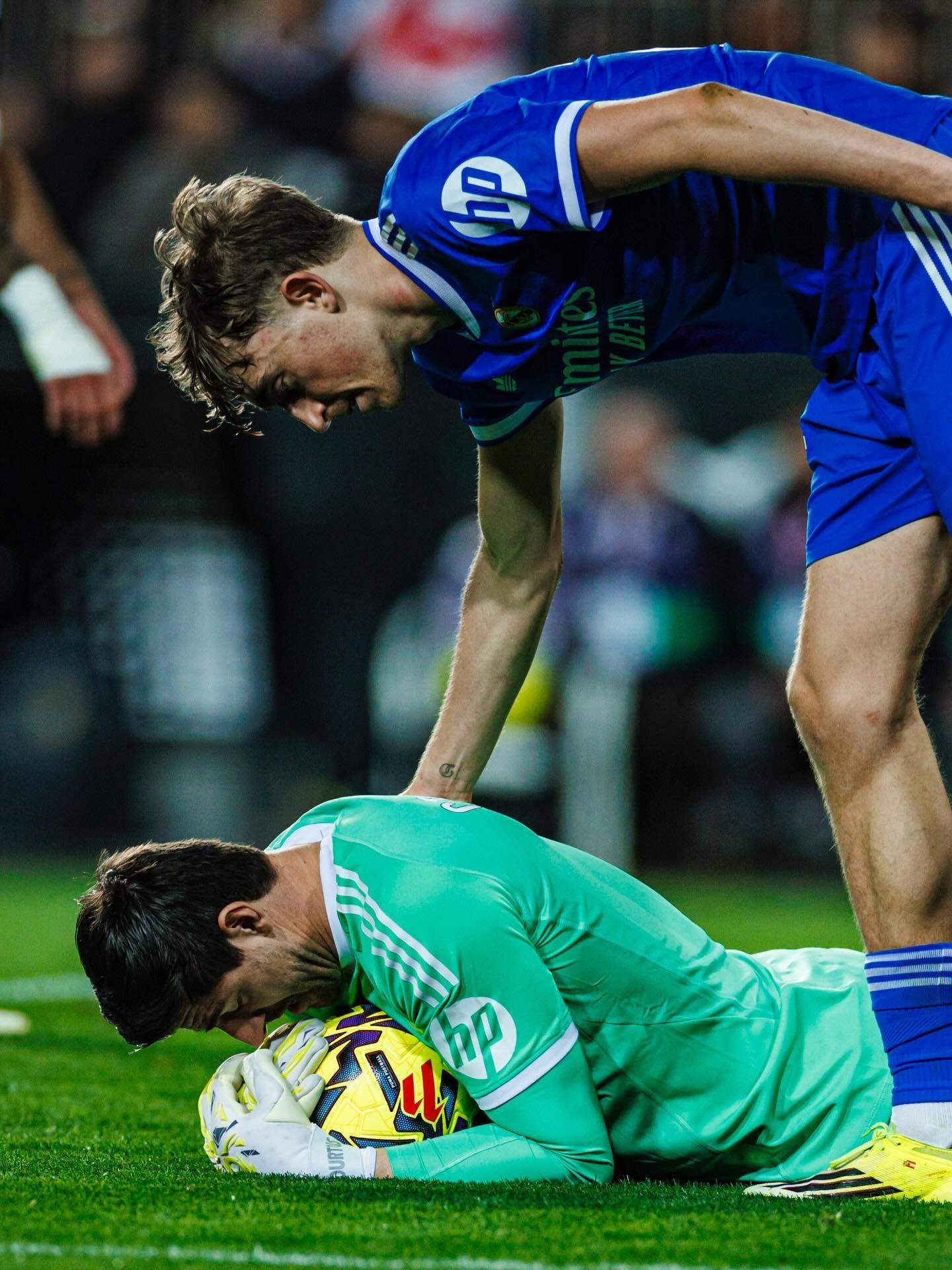 库尔图瓦赛后更新社媒: 比赛精彩, 胜利酣畅淋漓