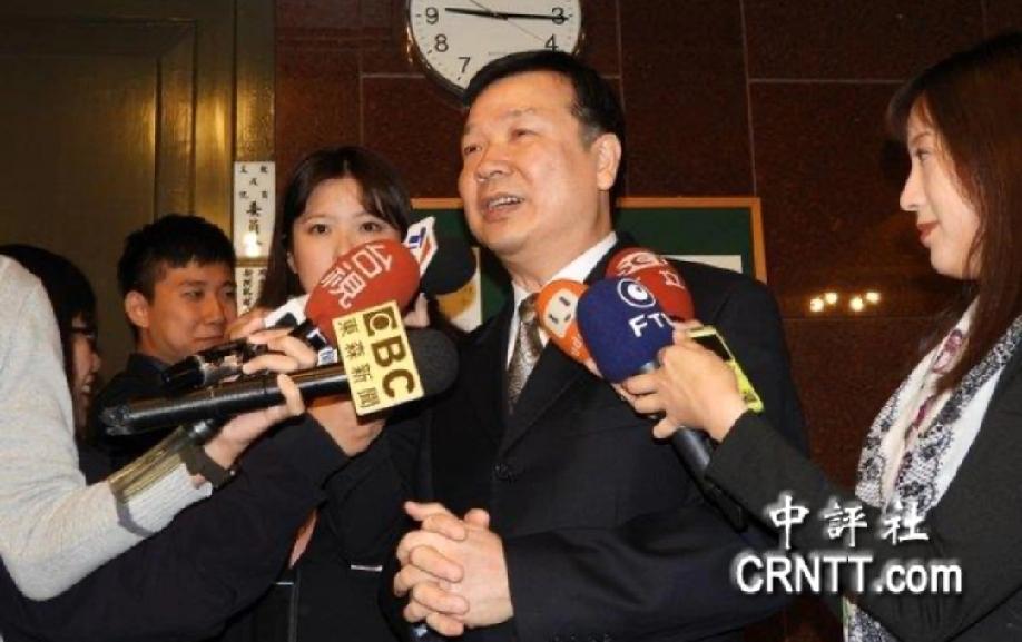 昨天，在东京新春团拜会上，台湾驻日代表李逸洋说:“日本经济须降低对大陆的依赖，而