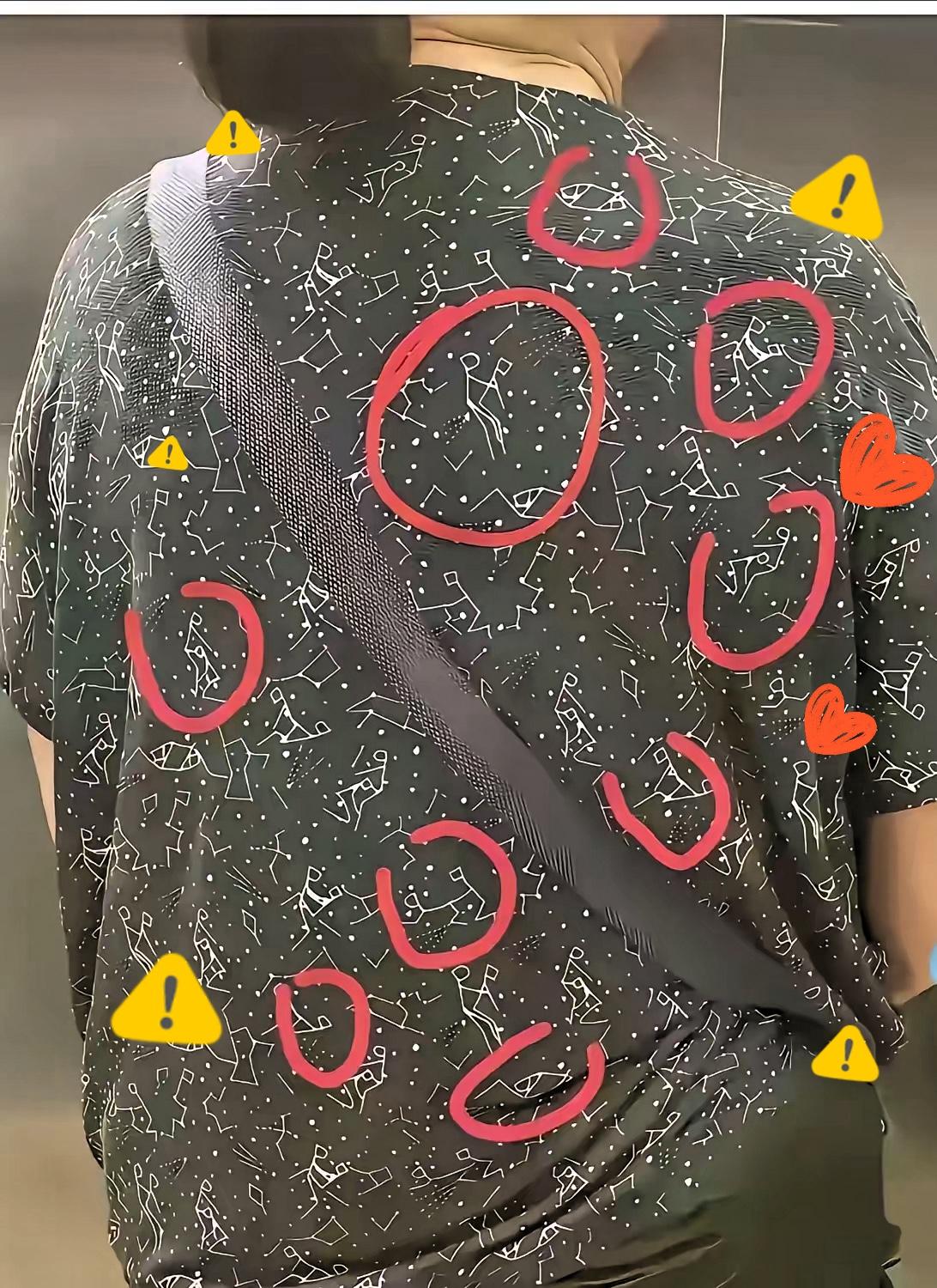 大姨啊，你买衣服就不知道看一下吗[捂脸哭]这穿出去不尴尬吗，不看不知道，一看吓