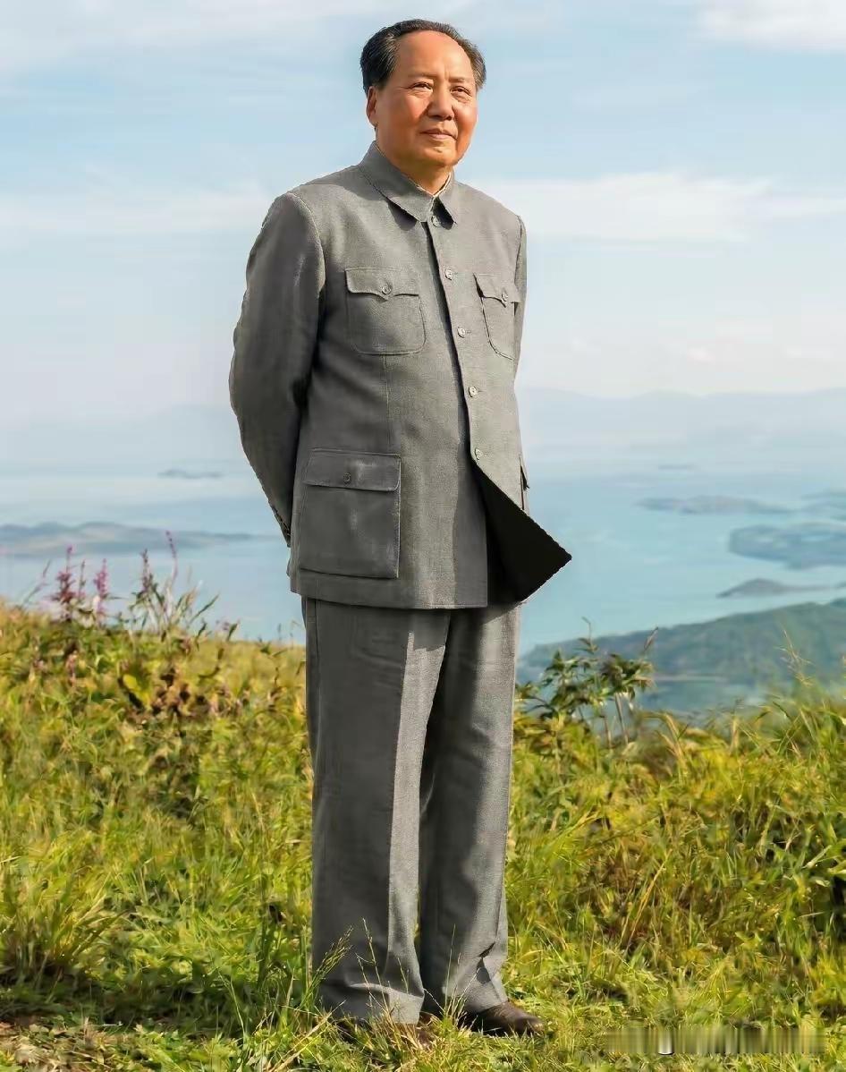 毛主席一句老话点透人生！虚心与骄傲，拉开人与人一生差距“虚心使人进步，骄傲