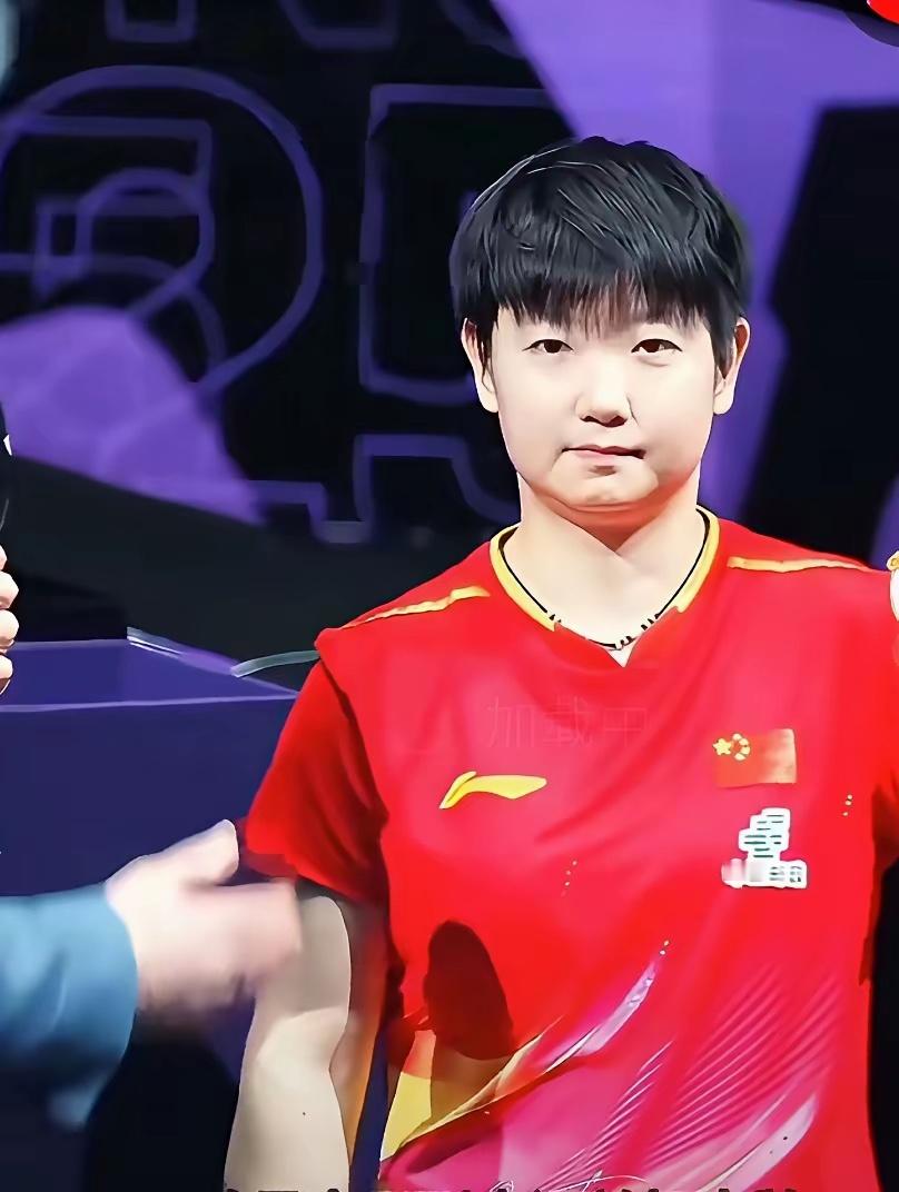 有些人总是乱评论莎莎，说孙颖莎这辈子怕是拿不到奥运金牌，成不了大满贯，但换念头想