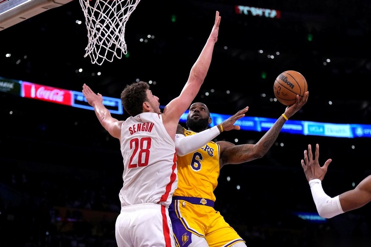 NBA官方的裁判报告出来了，等于直接给火箭和湖人那场球定了性：休斯顿就...
