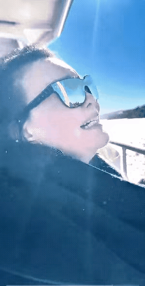 张兰只有面对父母才会露出脆弱一面，婆家背离，对儿子太失望了才会这个样子。儿子养
