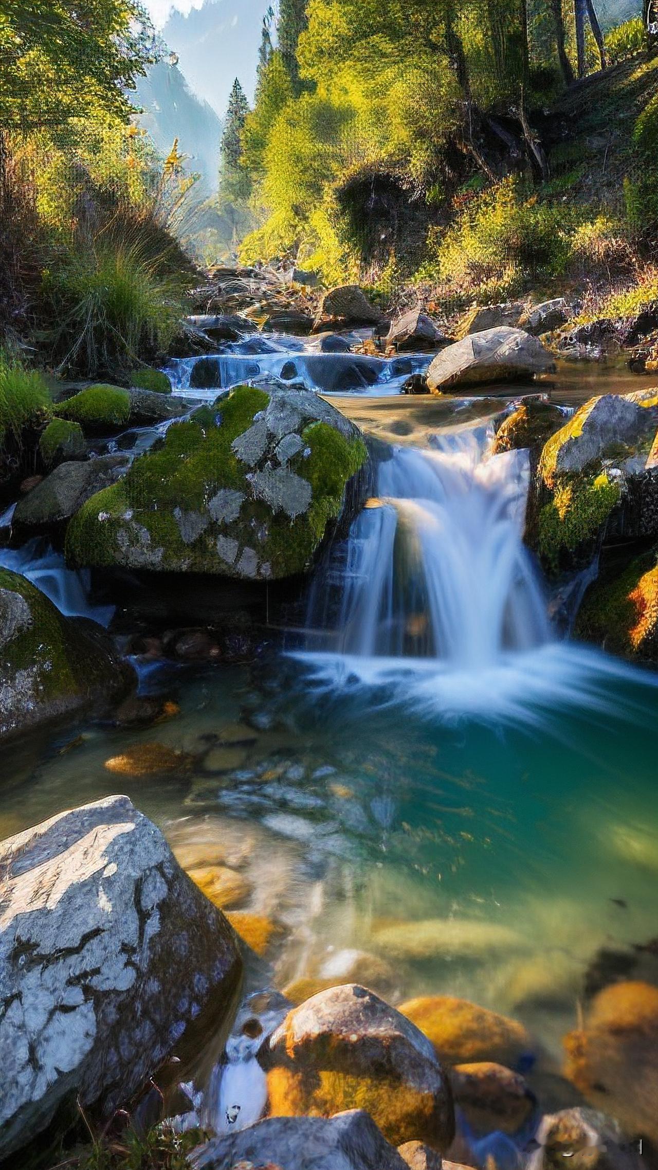 你是人还是鬼？色鬼：内心好色，男人好色，女人也好色。只要不出轨，好色也无妨。