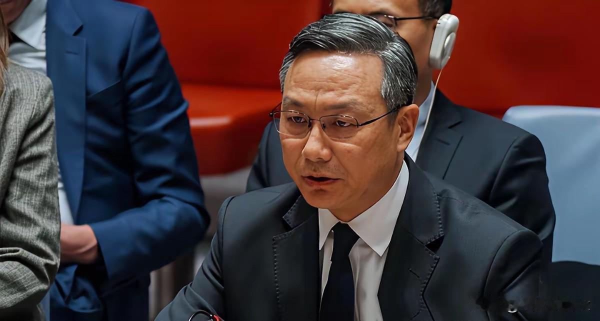 中国跟英国掀了桌子！6月24号，英法德三家在台协会跳出来发联合声明，公然对咱