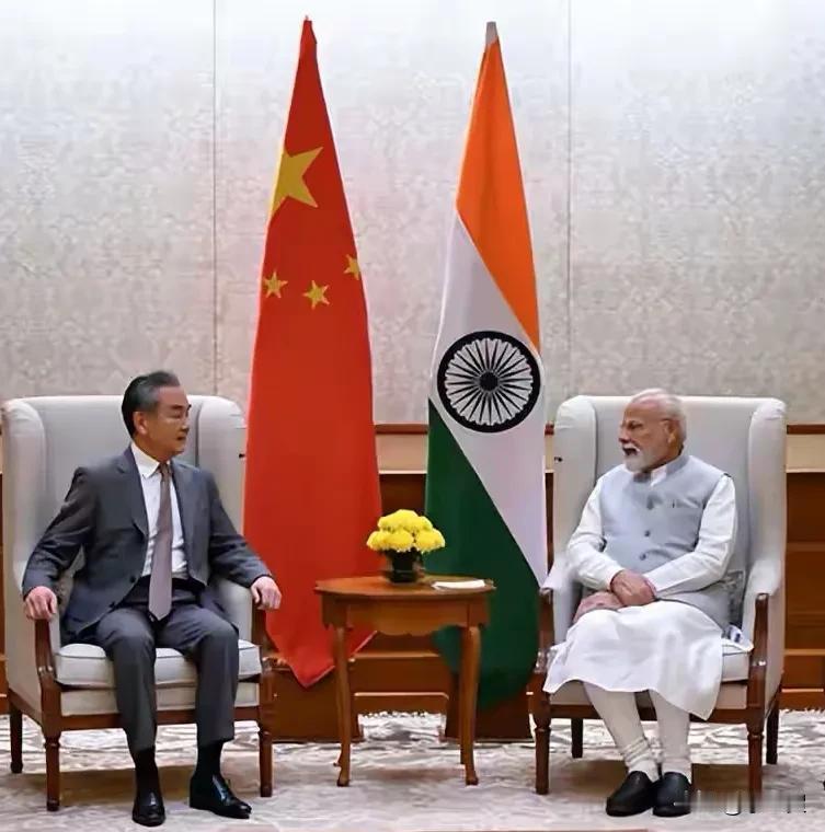 印度官宣！莫迪即将访问东方大国。印度近日连连向东方大国传达友好信号。一，印度对