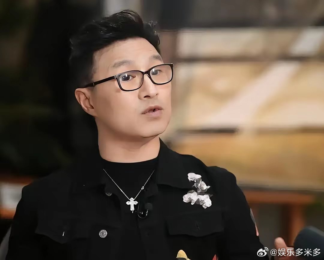 汪峰告诉孩子：“有一天你爸会不在的，万一留给你的钱只够花几年，你以后怎么着？”