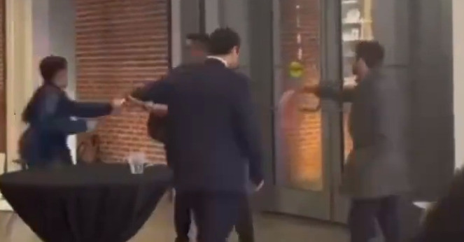 以色列外交官遇害，这事真蹊跷我的天！简直不敢相信，以色列