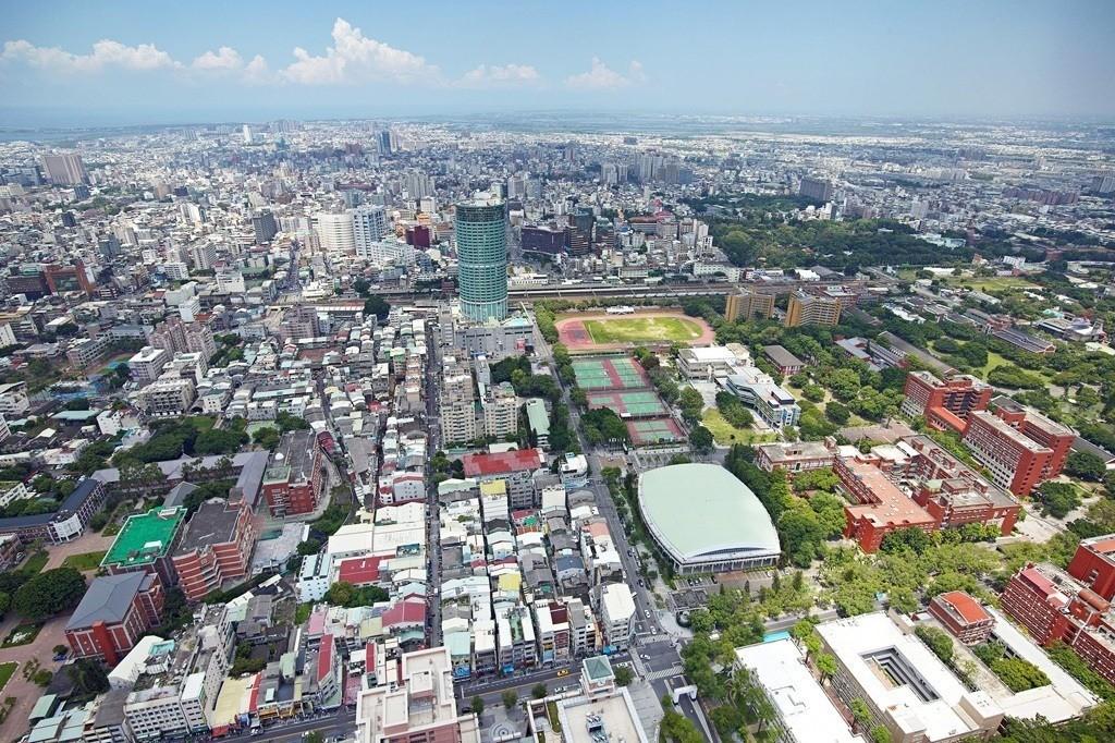 谁能想到，就在离咱们福建沿海仅仅50公里的海面上，竟然藏着一个掏空大山的“地下堡