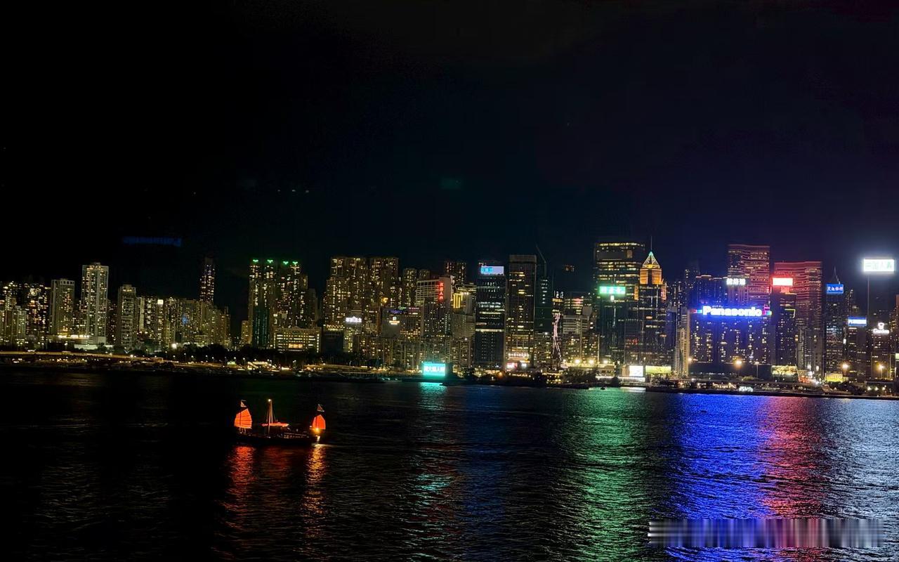 儿子说，他们所学专业，港中大今年这届新生中，据说来自内地的本科生，占比只有19%