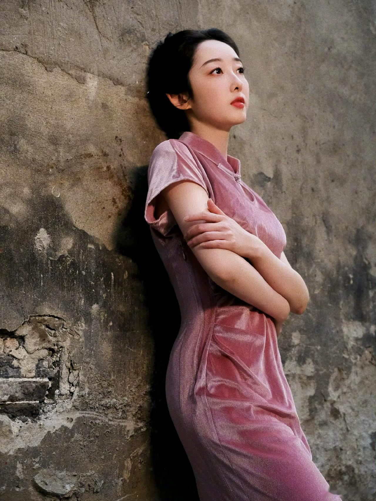 蒋梦婕民国时期的造型好美好有气质[比心]蒋梦婕娱乐