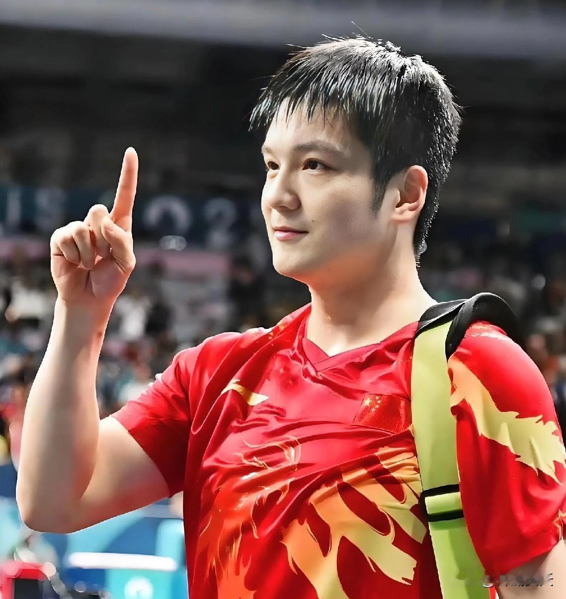 樊振东理性的可怕。现在才看到樊振东前两天经历那么一档子乌龙事：他所在的俱乐部都