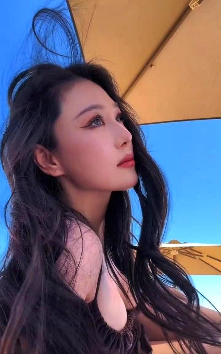 张馨予老公转业进大学保卫处这事儿，看着是退居二线，何捷脱下特种兵军装换上广州大
