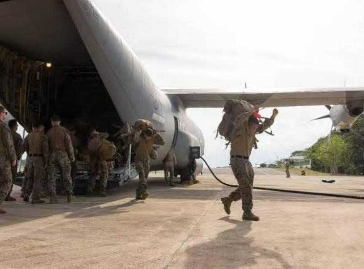 美军出动200名美军士兵，要控制2亿人口非洲第一人口大国尼日利亚！最近1个星期，