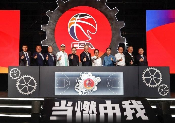 媒体人: CBA公司公布25-26赛季比赛规则重大改变 单节改为10分钟