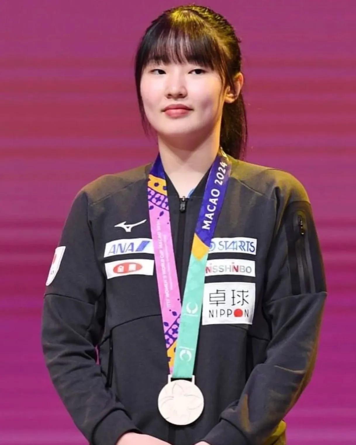 太解气了！成都刚刚干得漂亮，直接叫停了张本美和那个天价见面会！消息一出，全