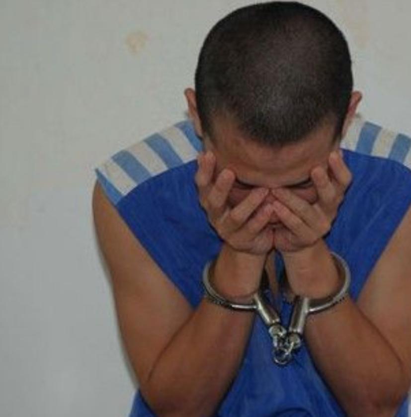 你参加最贵的饭局多少钱？前几天，我的四个刚提拔副科的同事在外头喝酒跟别人发生了