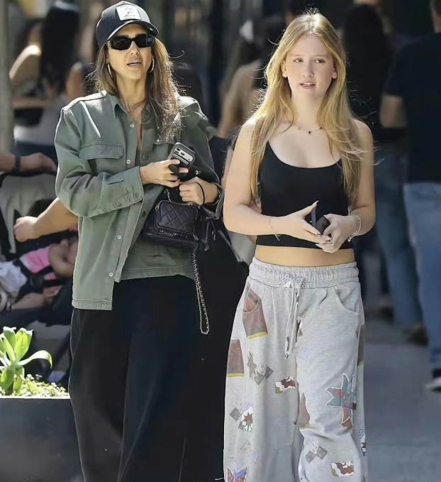 贝克汉姆的女儿，贝家的希望就是在女儿小七身上了毕竟前面的儿子都是废柴，特别是大