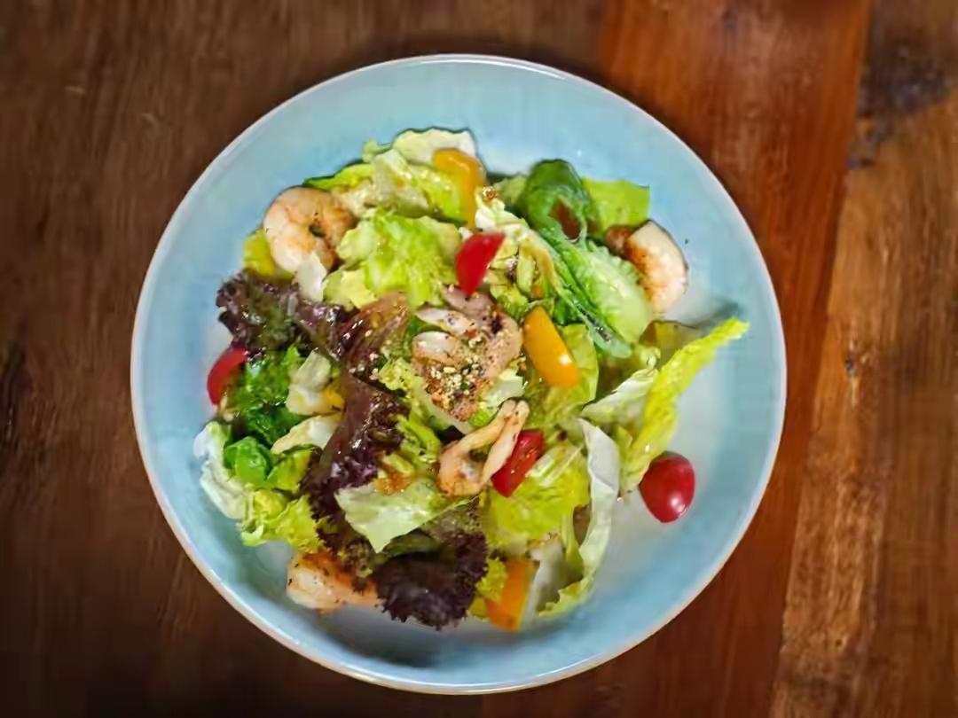 最近《细胞icon》杂志2025年7月发表的研究指出，人体衰老存在两个关键节点: