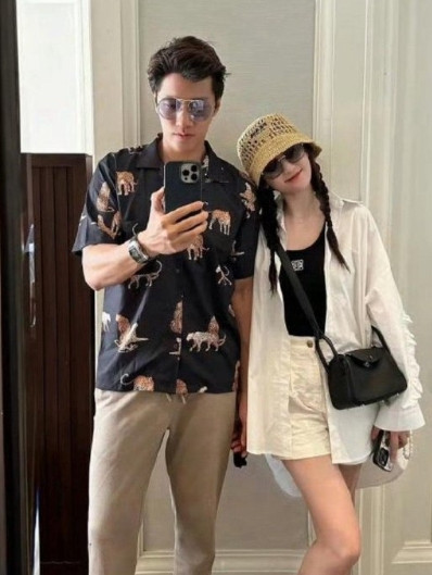 陈乔恩、艾伦首次合体，一起上夫妻舞台综艺《天生一对》，一个撒娇女王一个宠妻狂魔，