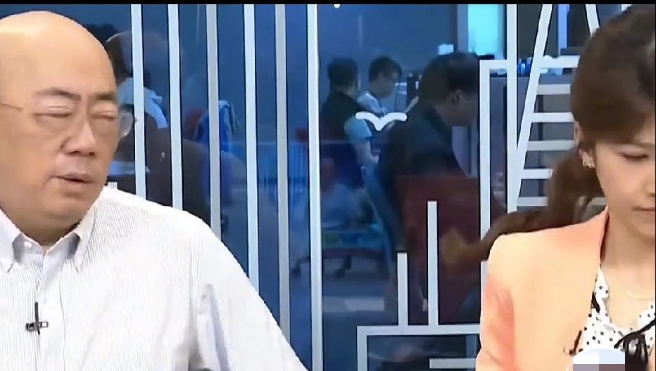 郭正亮:赖清德取消窜访斯威士兰行程很大原因是非洲内战的原因。现在看，郭正亮对