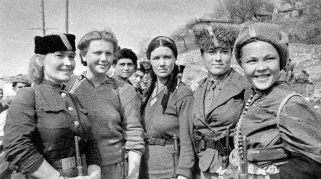 1955年，苏联欲引进一批中国农民。没多久，静海王二庄乡就发现1条标语：别去