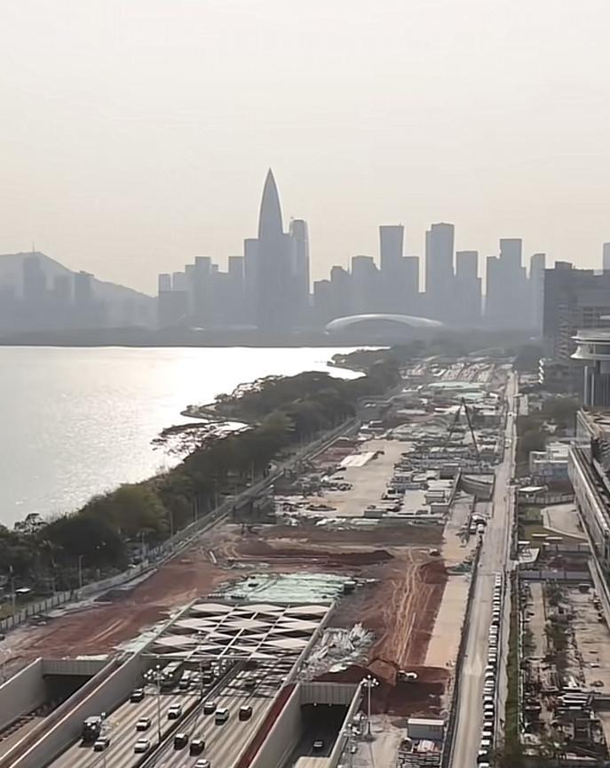 为了减少用地，深圳竟然直接把马路往地下挖了34米！