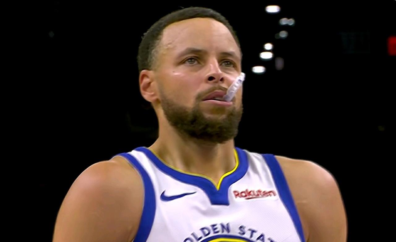 数据不会说谎：勇士输太阳苦吞3连败：2人太拉胯，2人太出彩……库里：15分9