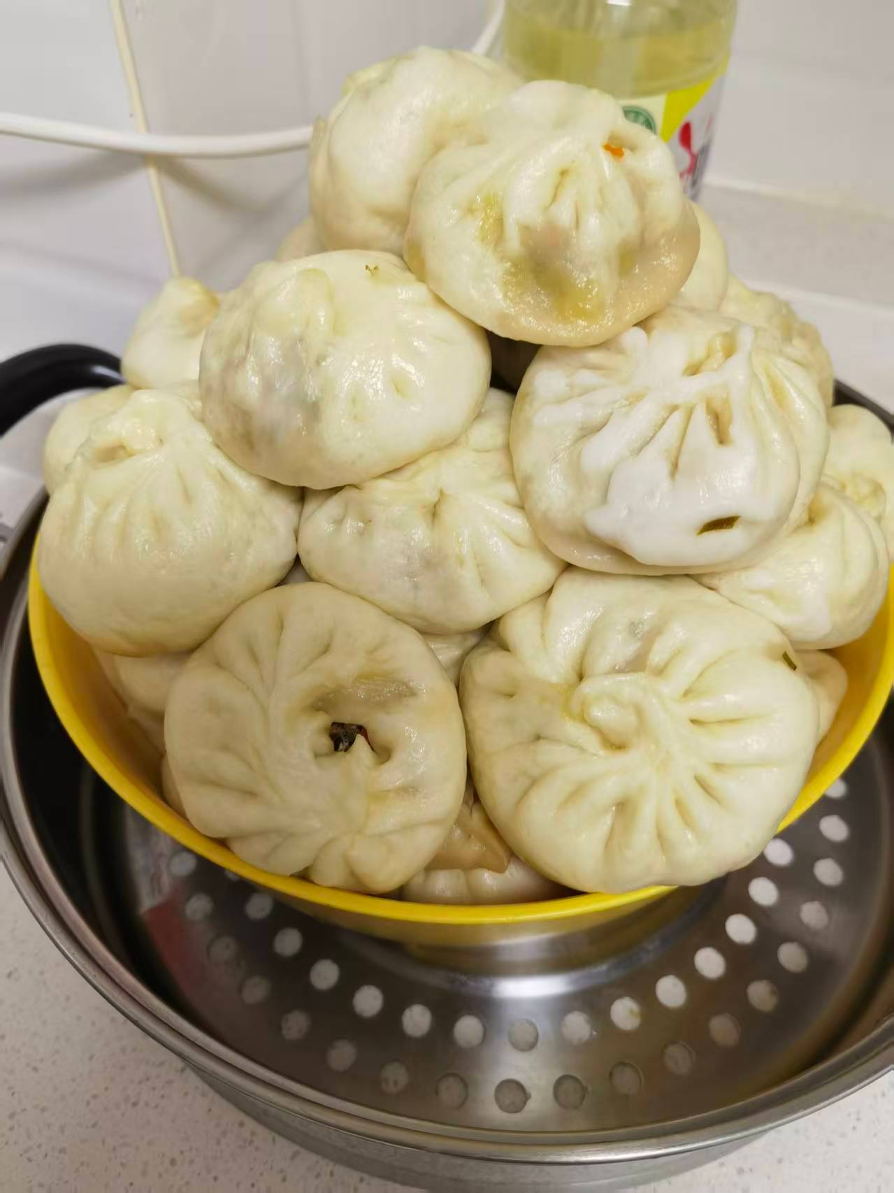 降温了，整点儿包子吃吃