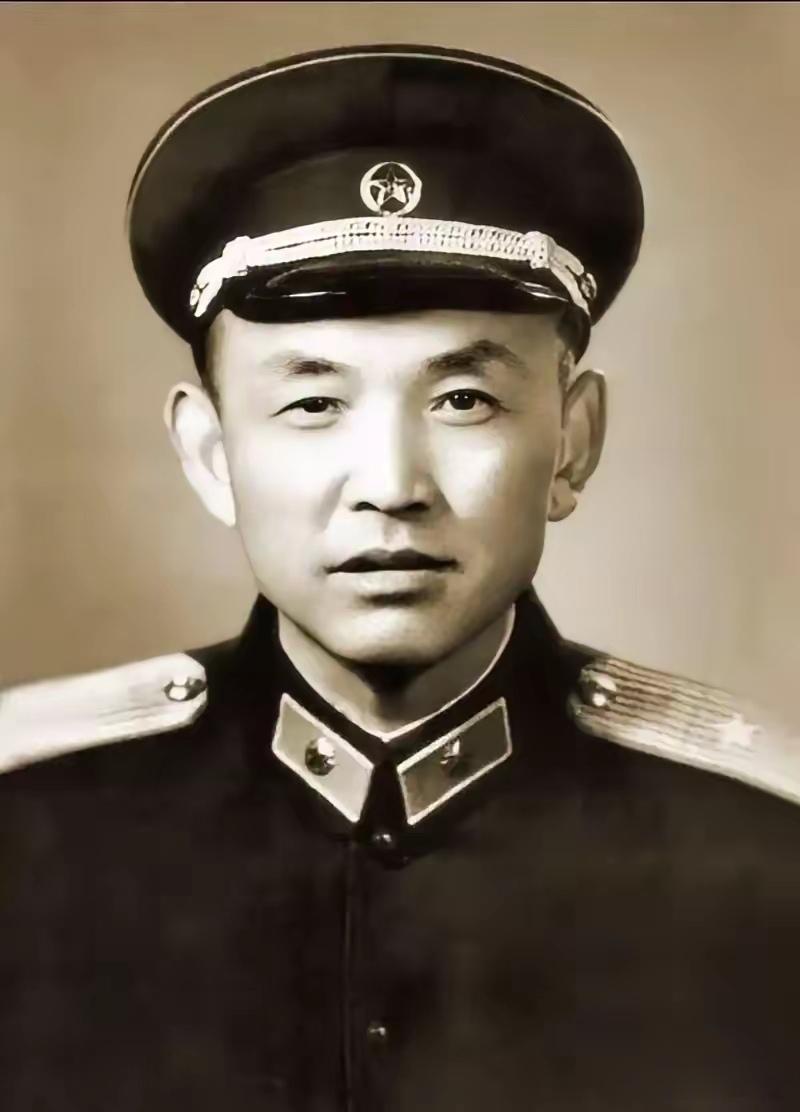 1951年，140师参谋长黎原因为打仗太厉害，资历却不够，军长为了提拔他，接连调