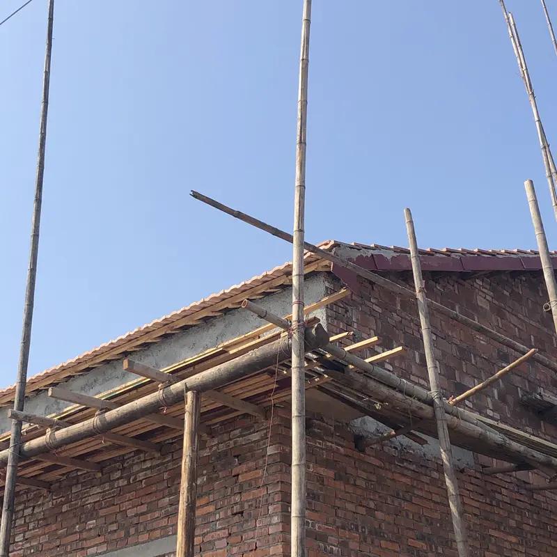 现在老家翻新个新房手续真多，需要一层一层的审批，以前直接盖就行，我们村基本上都把