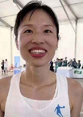 21天两冠！“最快女护士”张水华复出逆袭，获奖超15万致谢领导曾因调休