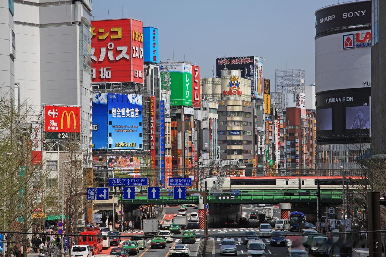 日本和印度存在被华尔街收割的风险，就像97年东南亚金融危机一样，被华尔街对冲资金
