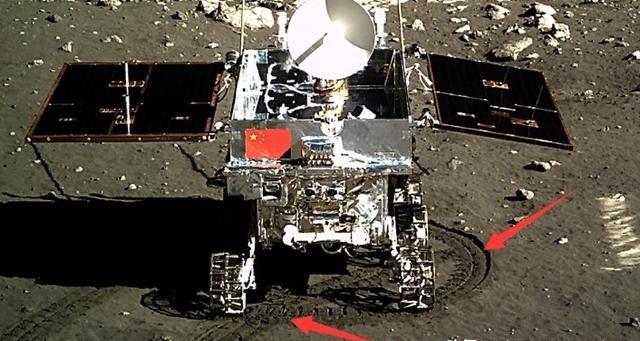 很不幸，当年美国人的登月每次均降落在了“月球式沙漠”地区，而我国的不管是正面登陆