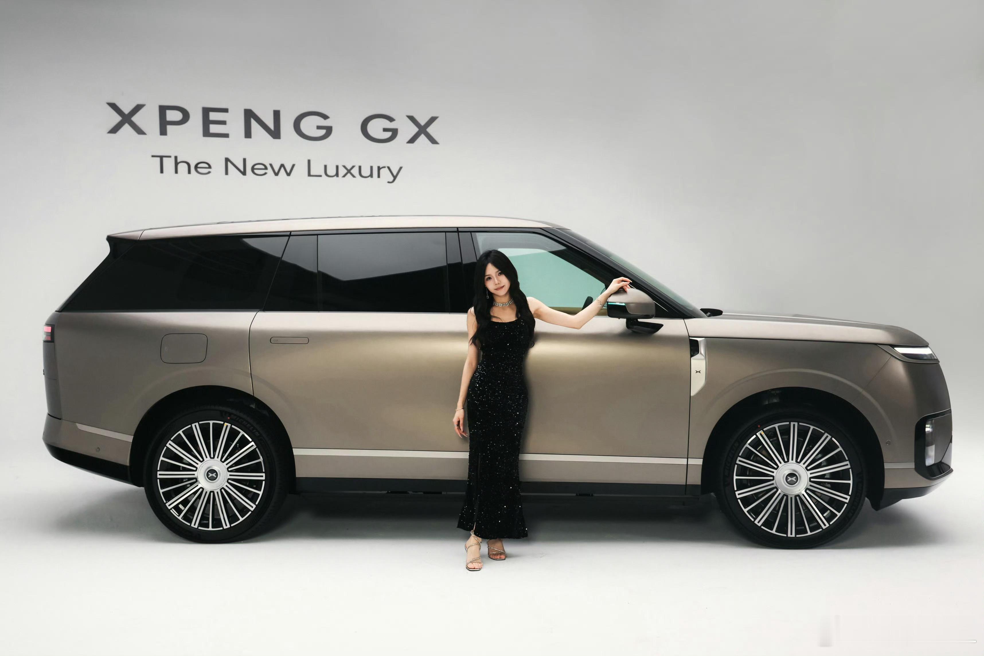 小鹏GX也太太太好看了吧！！好不容易腾出个上市前夜的拍摄档期已经迫不及待想要跟它