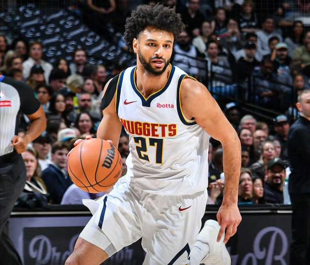 湖人克星穆雷不灵了西部的季后赛席位之争已经进入到白热化阶段，本场湖人大战掘金四