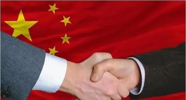 中国实力如此强大，为什么一个盟友都没有？当美国拉着32国海军在南海演习，俄罗斯忙