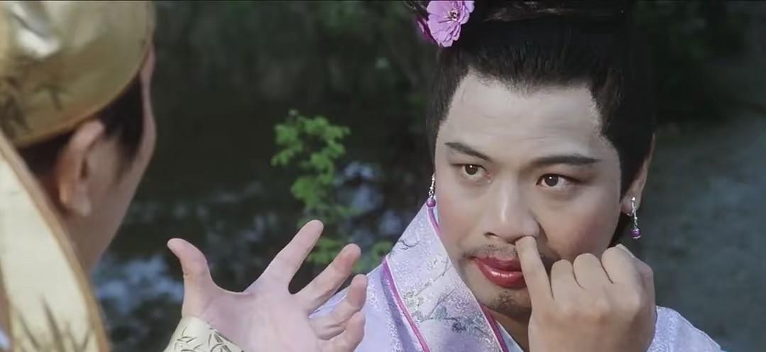 星爷带火的配角“如花”近照曝光！他可以说晚年很惨也很幸运，惨是因为他中风半身瘫