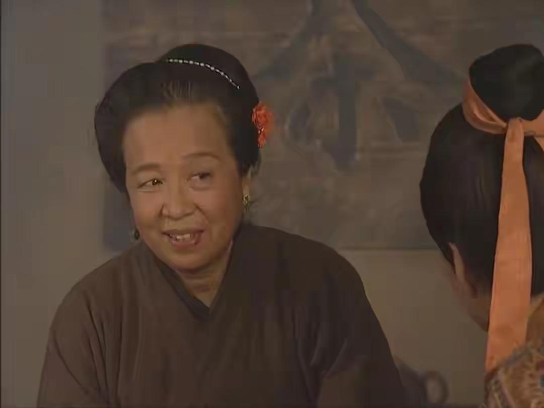 阎婆惜不爱宋江，深层原因是什么？《水浒》里王婆说的把妹五要素，潘驴邓小闲，西